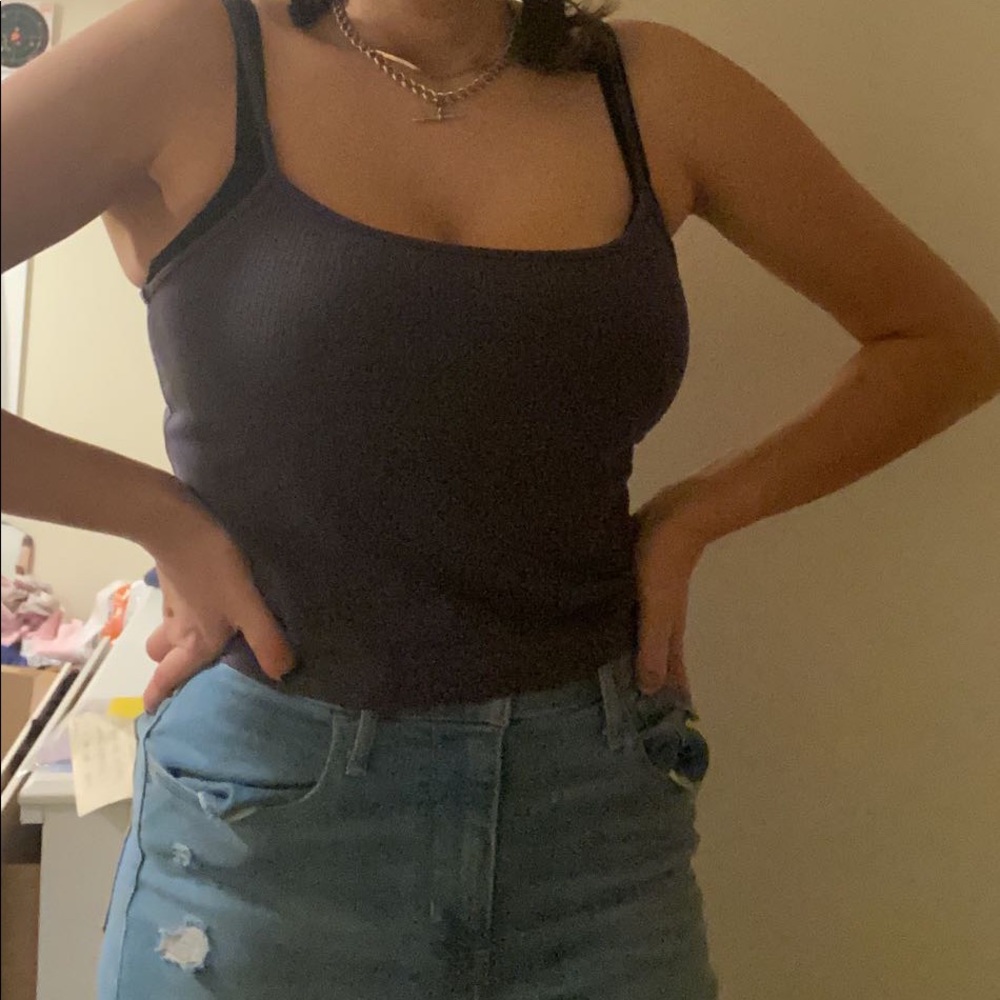 AE Ribbed Crop Cami - Picture 2 of 6